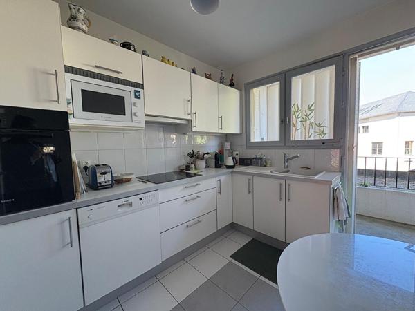 A VENDRE Angers CATHO appartement de type 3 de 85m² avec garage, cave dans résidence avec ascenseur