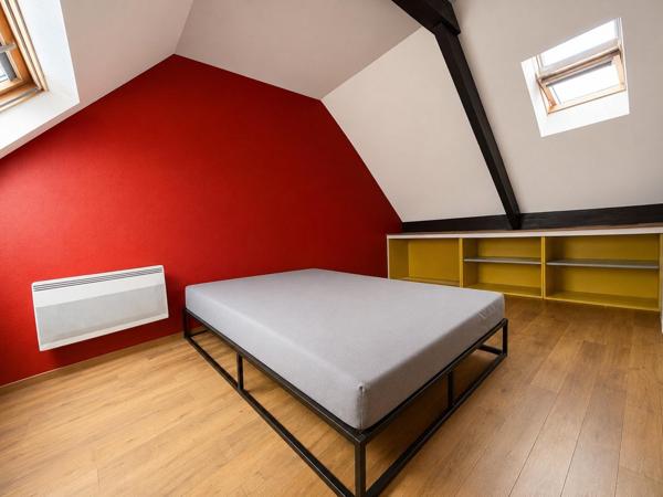 Maison en hypercentre, commodités à pied.