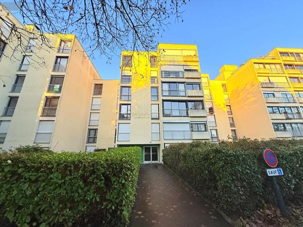 Appartement à vendre à Rennes en Ille-et-Vilaine (35700), ref : GE872