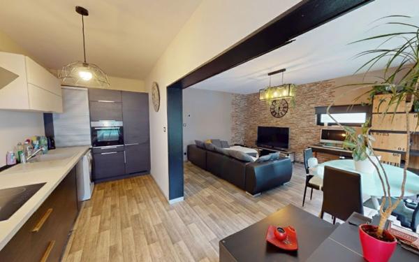 Appartement à vendre    3 pièces • 81 m2 Algrange