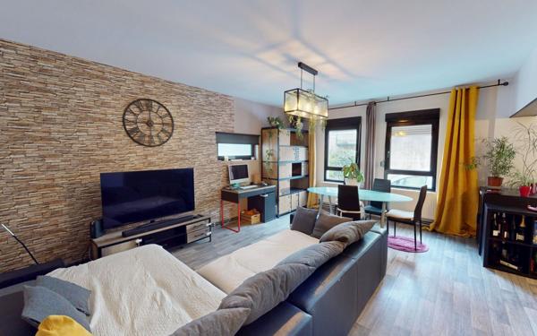 Appartement à vendre    3 pièces • 81 m2 Algrange