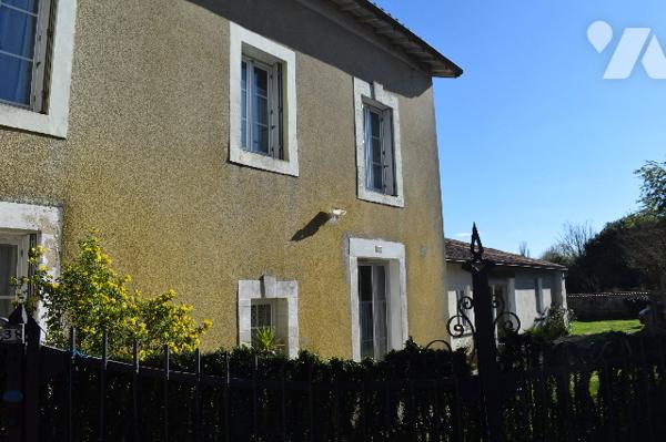 MAISON EN CENTRE VILLE DE VILLEFAGNAN