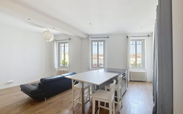 Appartement à louer    3 pièces •  Clermont-Ferrand