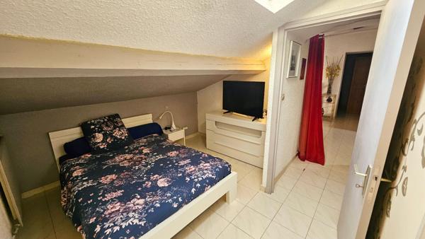 Appartement La Garde 3 pièce(s) 73.80 m2 - Duplex - Proche centre-ville - Terrasse - Stationnement privatif - Cave