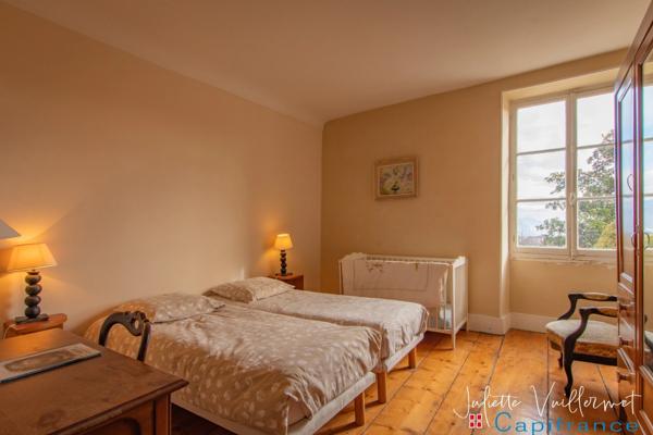 VOIRON (38500) : Maison de maître