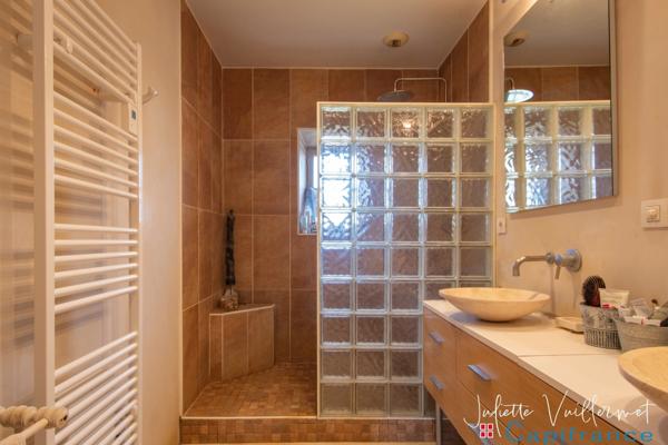 VOIRON (38500) : Maison de maître