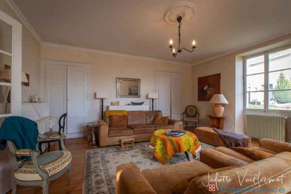 VOIRON (38500) : Maison de maître