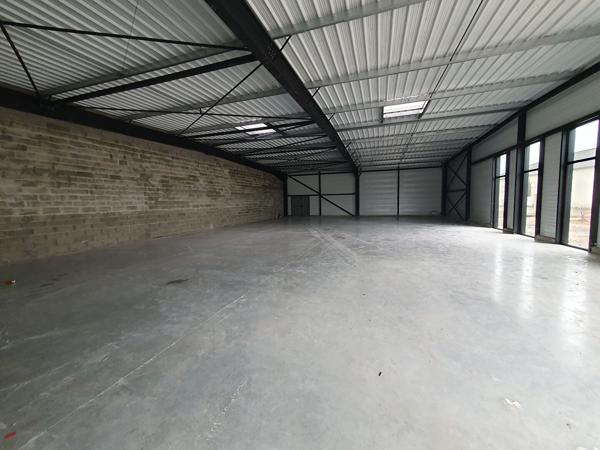 Local commercial à LOUER