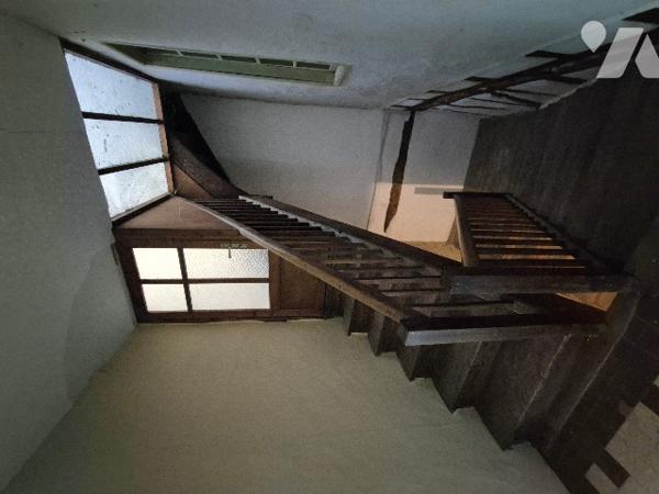 COLOGNE (32430) Maison de village d'environ 130m² avec jardin.