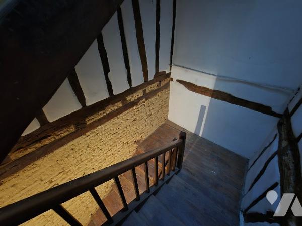 COLOGNE (32430) Maison de village d'environ 130m² avec jardin.