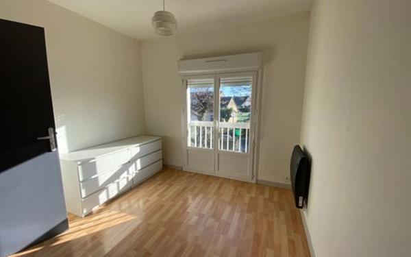 Maison à vendre    3 pièces •  Celon