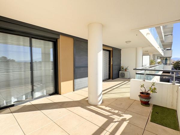 CANET PLAGE : Appartement 2 pièces 50 m² avec grande Terrasse !
