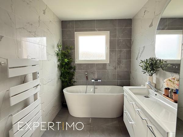 Malintrat (63510) MAISON PLAIN-PIED RÉCENTE 101 M2 3 CHAMBRES GARAGE MALINTRAT