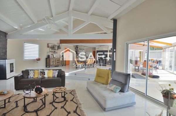 Maison d’architecte vue unique sur les marais du  Veillon