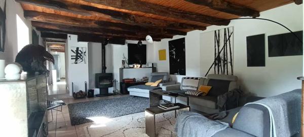 Immobilier Loudéac (22600) – Propriété 154m2 – 273 000 €