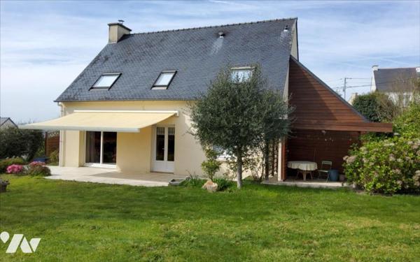 CARHAIX - MAISON 6 PIECES