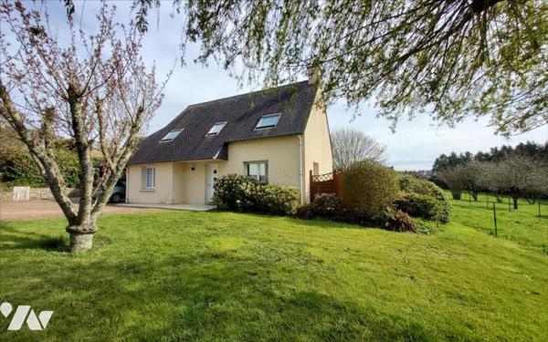 CARHAIX - MAISON 6 PIECES