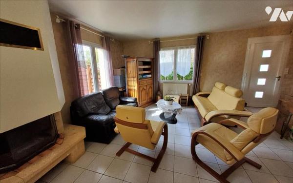 CARHAIX - MAISON 6 PIECES