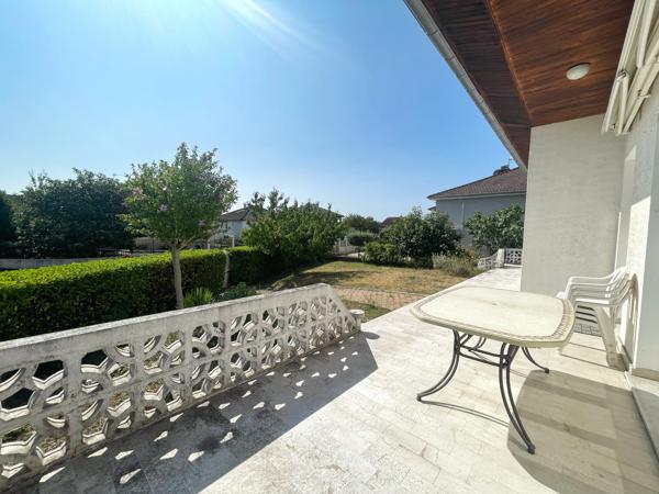 Maison 5 pièce(s) 3 chambre(s) 110 m²