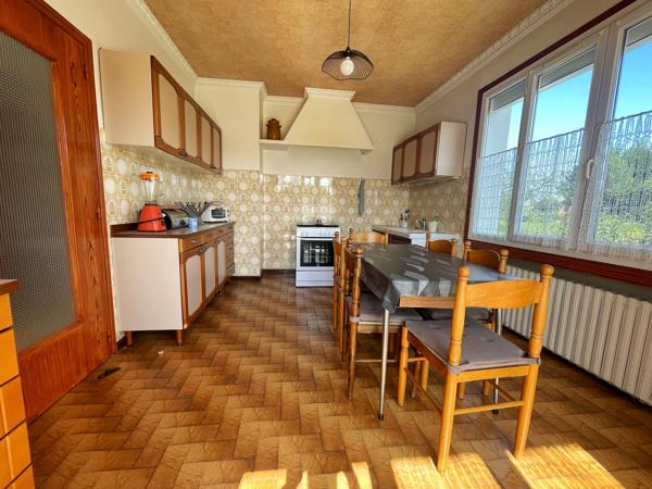 Maison 5 pièce(s) 3 chambre(s) 110 m²