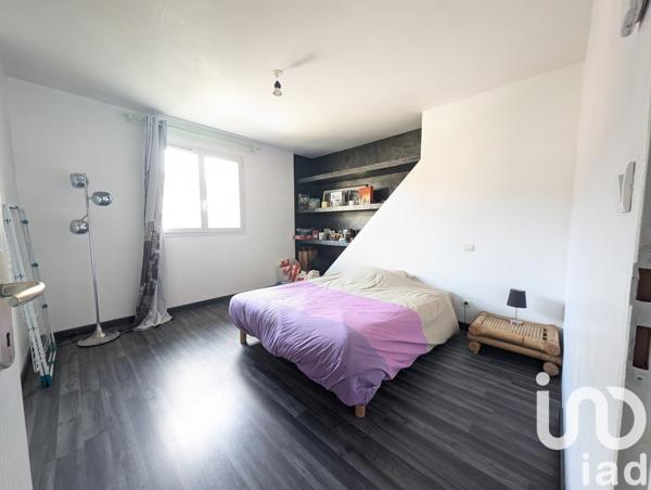 Maison traditionnelle 5 pièces de 184 m² à Martignat (01100)