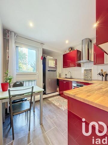 Appartement 3 pièces de 68 m² à Nanterre (92000)