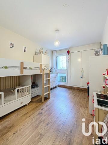 Appartement 3 pièces de 68 m² à Nanterre (92000)