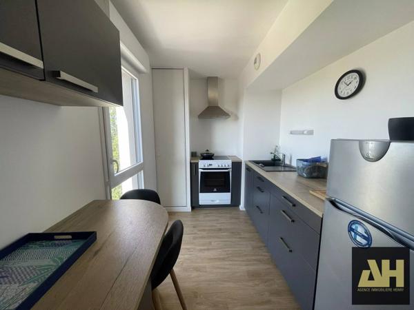 GUIPAVAS - APPARTEMENT T3 DE 58 M² - VUE MER - BALCON - PARKING ET ASCENSEUR