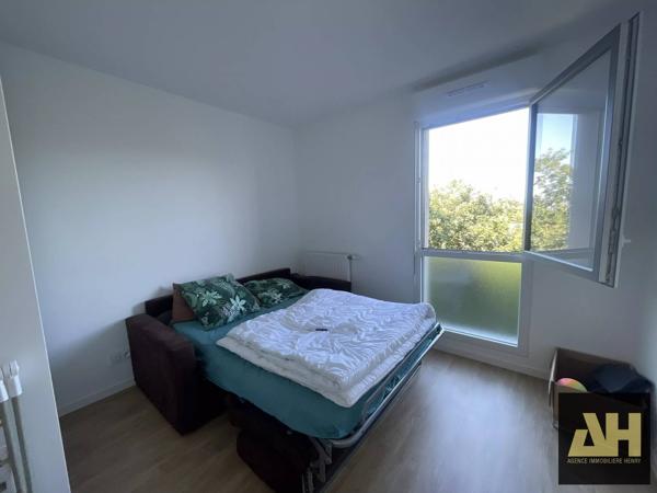 GUIPAVAS - APPARTEMENT T3 DE 58 M² - VUE MER - BALCON - PARKING ET ASCENSEUR