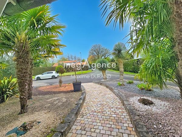 Maison à LA ROMAGNE, 49740 - 6 pièces 130m²