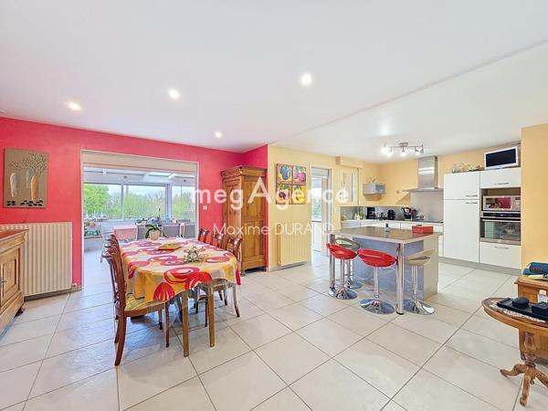 Maison à LA ROMAGNE, 49740 - 6 pièces 130m²