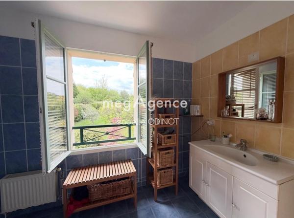 Maison à THOIRY, 78770 - 5 pièces 132m²