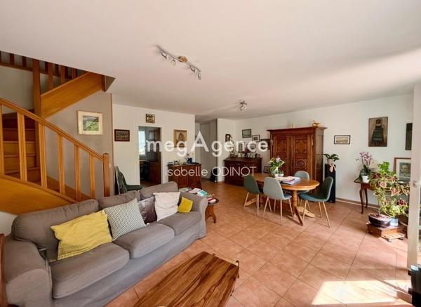 Maison à THOIRY, 78770 - 5 pièces 132m²