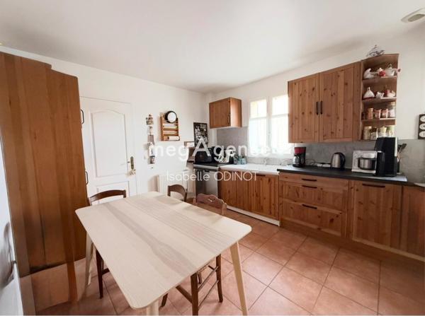 Maison à THOIRY, 78770 - 5 pièces 132m²