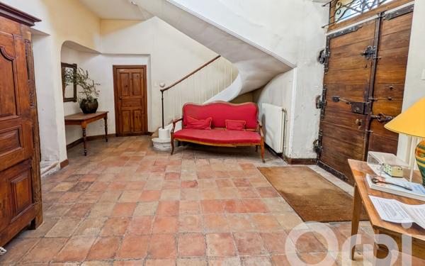 Maison à vendre    9 pièces • 285 m2 Sérignan-du-Comtat