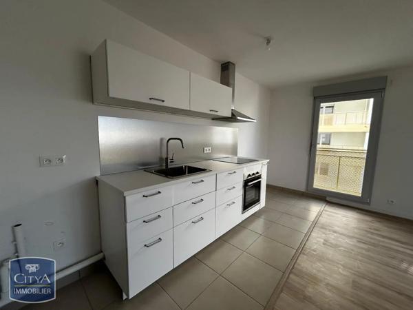 Appartement à louer 4 pièces 80.88m² Reims (51100)