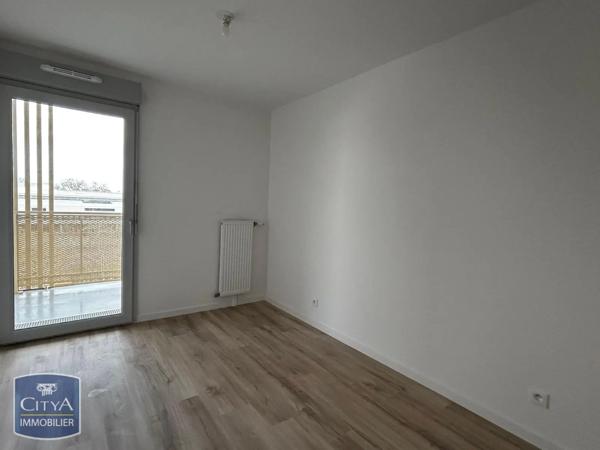 Appartement à louer 4 pièces 80.88m² Reims (51100)