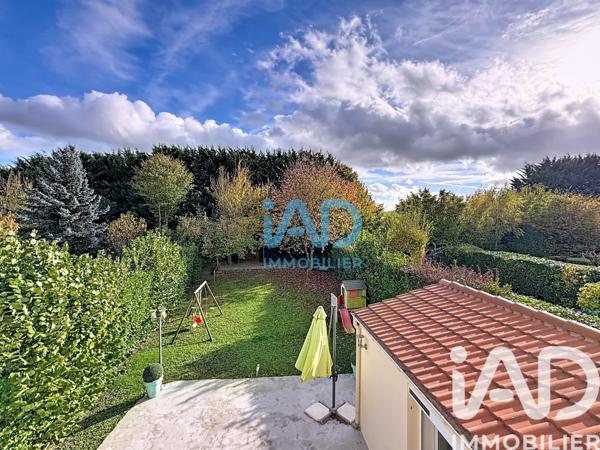 Location maison 5 pièces 111 m² Saint-Pierre-du-Perray