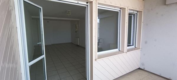 Appartement T4  à Nevers avec balcon, vue Loire