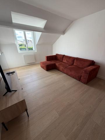 🔆 À louer, grande maison meublée – Joué-lès-Tours.