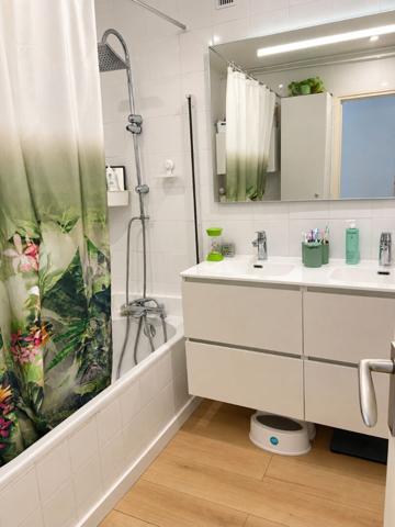 Appartement Balaruc Les Bains 4 pièce(s) 74 m2 - Vue Etang