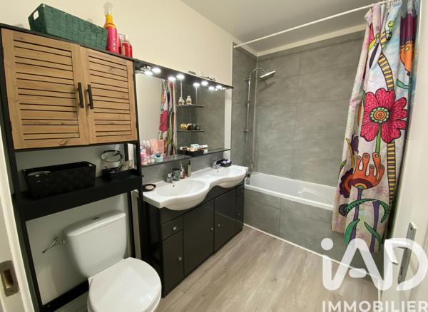 Maison à vendre 5 pièces 93 m² Saint-Maixent-l'École