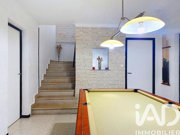 Maison à vendre 8 pièces 197 m² Rognonas