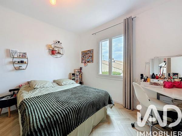 Maison à vendre 8 pièces 197 m² Rognonas
