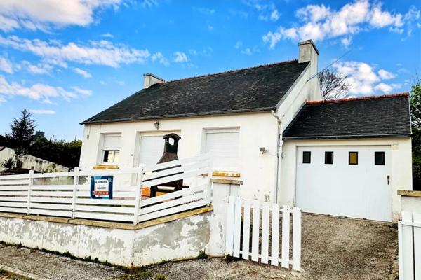 Charmante Maison de Bourg avec Vue sur la Baie de Douarnenez