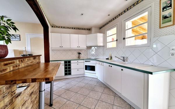 Maison à vendre    3 pièces • 100 m2 Vaux-sur-Mer