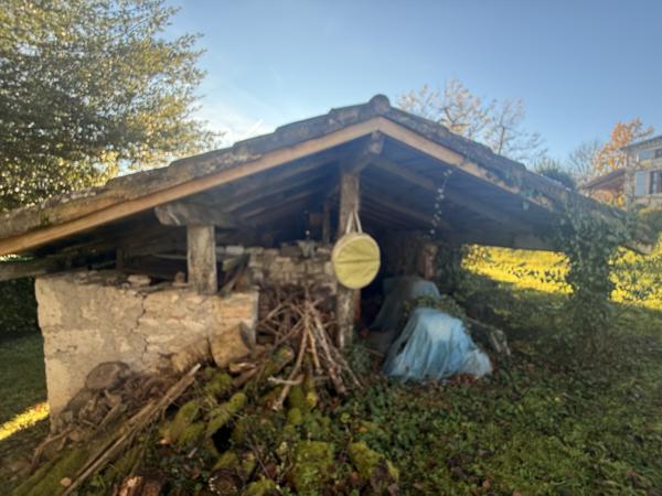 Lauzerte (82110) LAUZERTE Maison en pierre avec 4 chambres, piscine et jardins, petit dependance