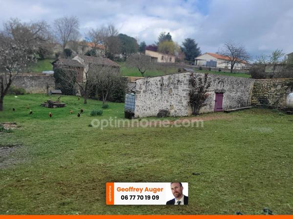 Maison avec terrasse panoramique, piscine sous dôme et grand terrain clos – secteur calme proche de Thouars