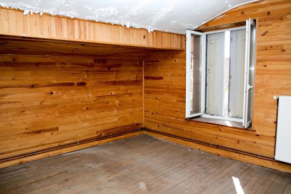 A proximité de la Belgique et du Luxembourg MAISON DE VILLAGE DE 79 m² À RÉNOVER – BEAU POTENTIEL !