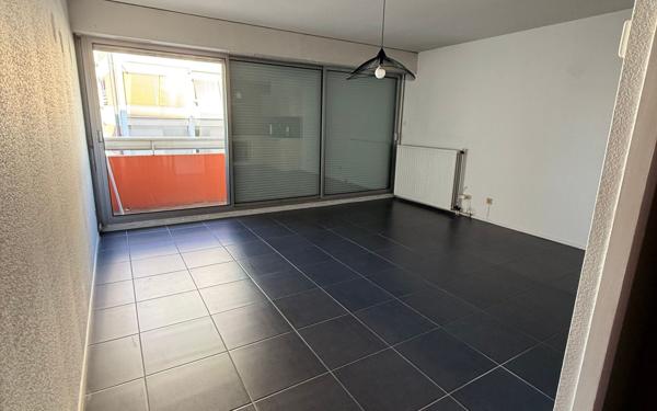 Appartement à vendre    2 pièces • 49,81 m2 Mont-de-Marsan